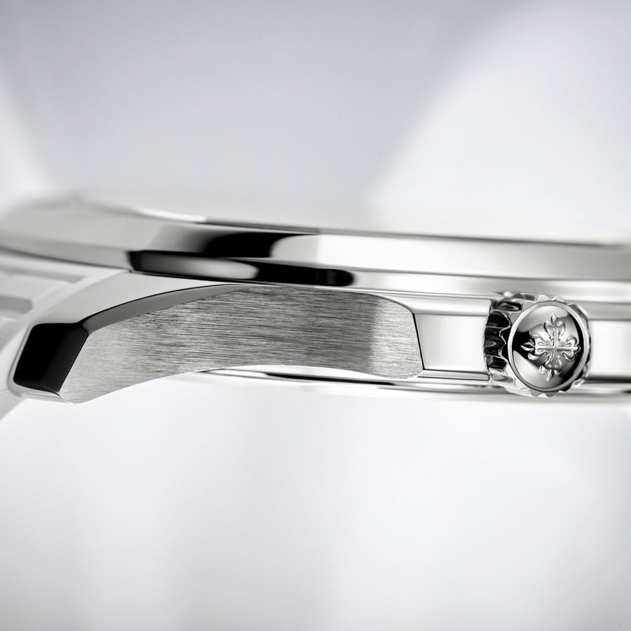 Aquanaut Luce, Stainless Steel, 38,8mm, Ref# 5267/200A-010 — image 12