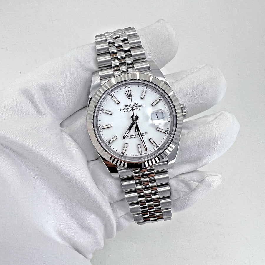 Datejust 41 Oystersteel and 18K White Gold 41 mm White Dial, Ref# 126334-0010 — image 13
