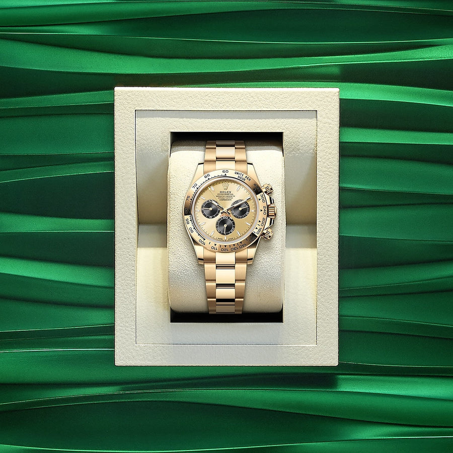Cosmograph Daytona 40mm, 18k Yellow Gold, Ref# 126508-0006 — image 5