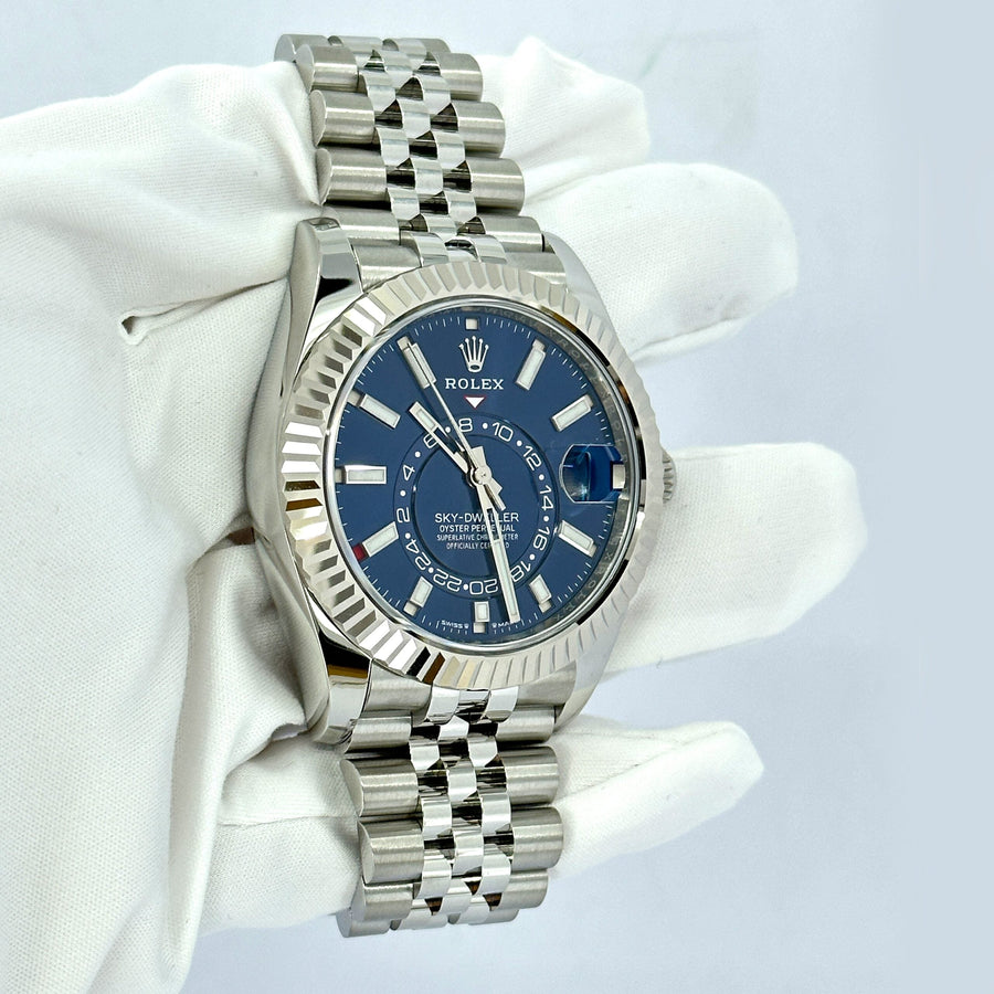 Sky-Dweller, 42mm, Oystersteel and 18k White Gold, Blue, Jubilee, Ref# 336934-0006 — image 11