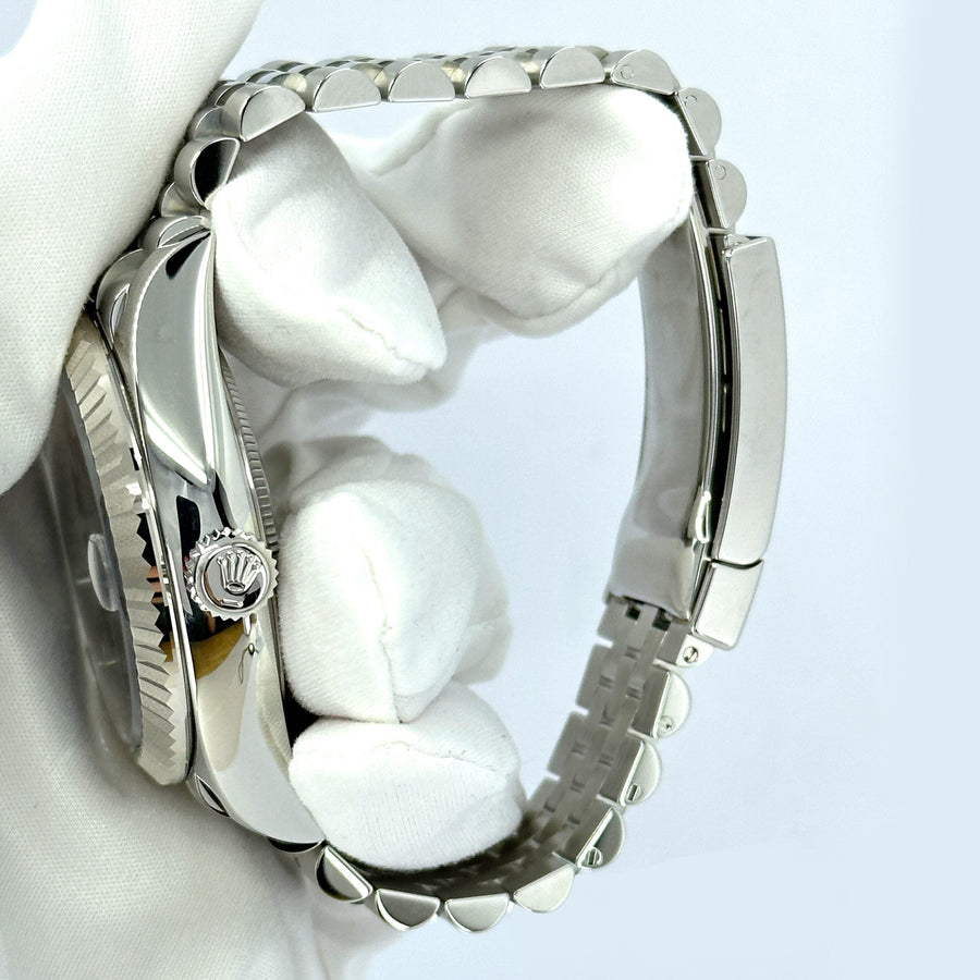 Sky-Dweller, 42mm, Oystersteel and 18k White Gold, Blue, Jubilee, Ref# 336934-0006 — image 14