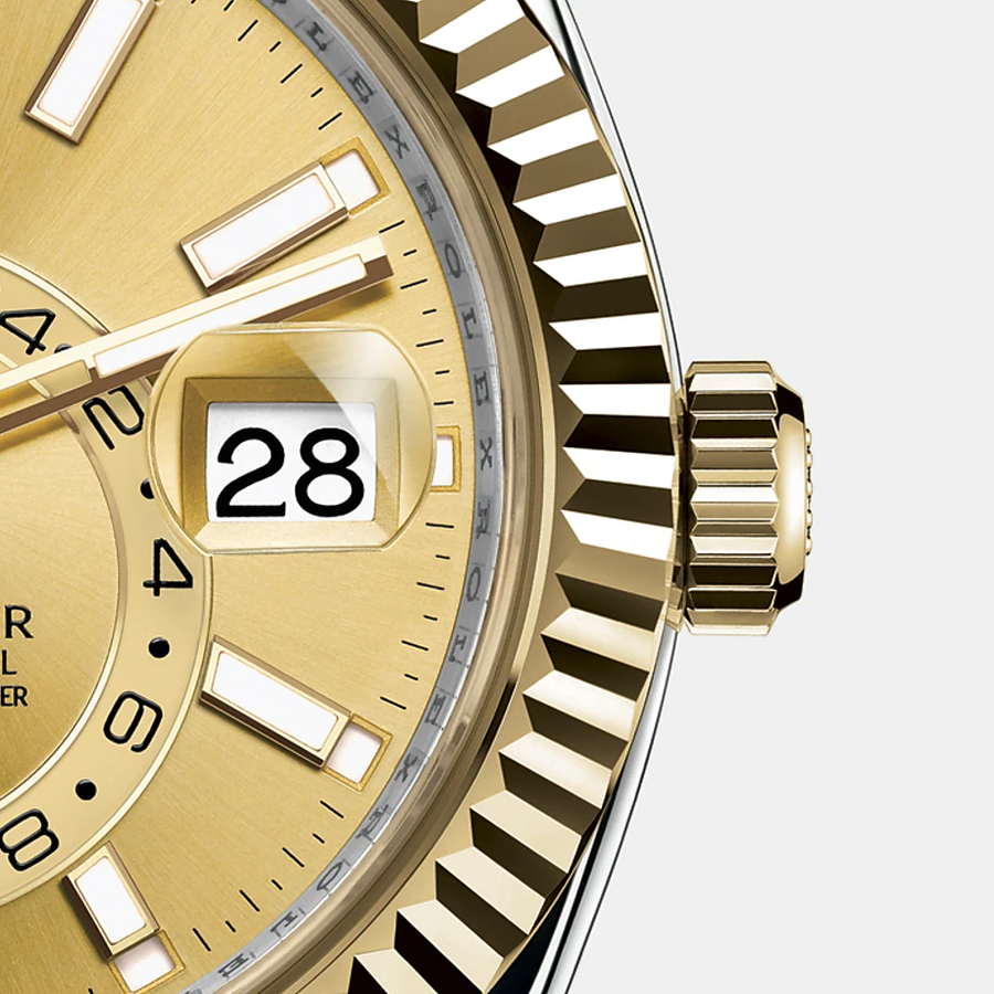 Sky-Dweller 42mm, Oystersteel and 18k Yellow Gold, Ref# 326933-0004 — image 4