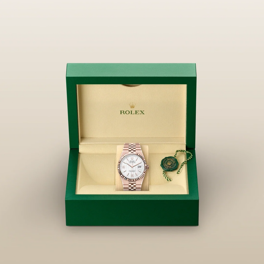 Land-Dweller 40mm Oyster Everose Gold M127335-0001 — image 6