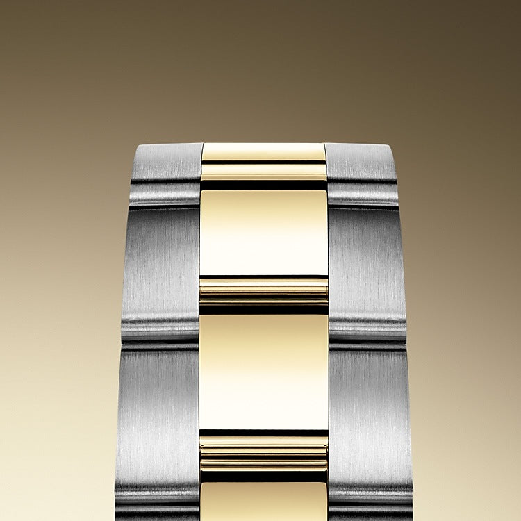 Sky-Dweller 42mm, Oystersteel and 18k Yellow Gold, Ref# 326933-0001 — image 6
